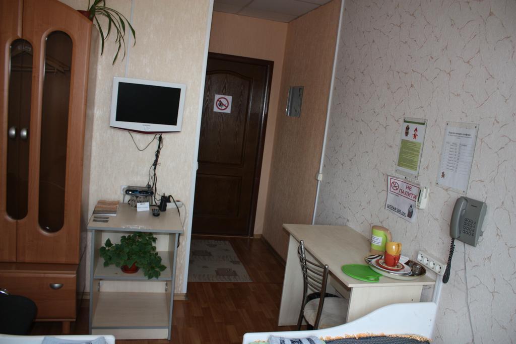 Motel Pid Strihoyu Kremenchuk Quarto foto